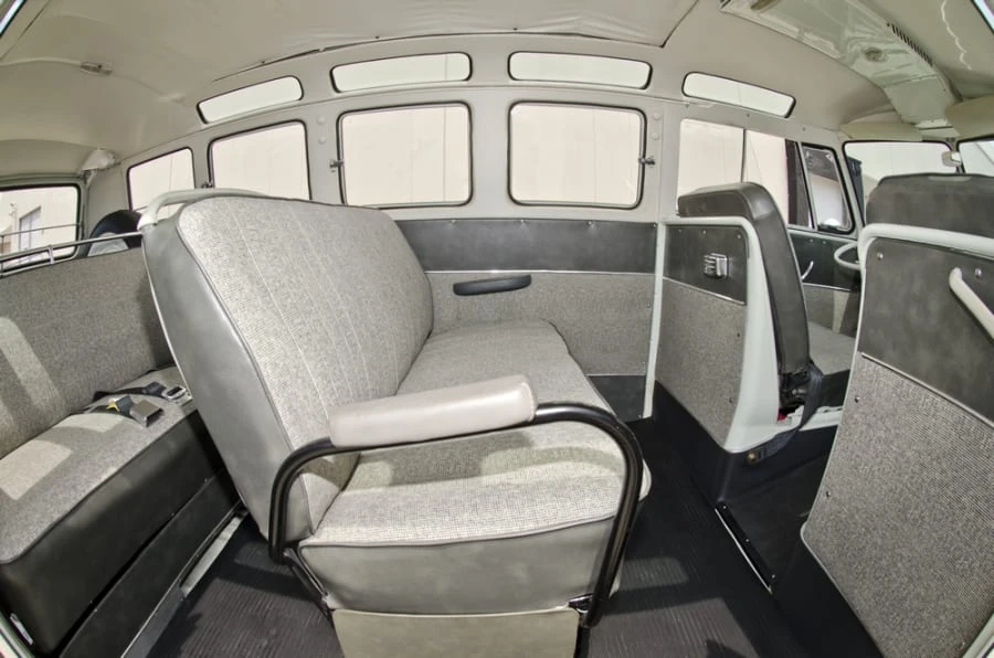 1965 Volkswagen Split-Window Bus - Image 7 of 12