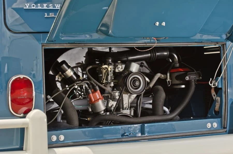 1965 Volkswagen Split-Window Bus - Image 9 of 12