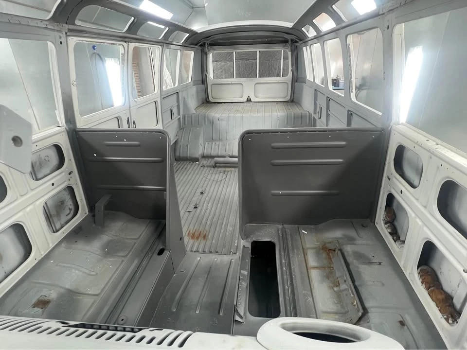 1965 Volkswagen Split-Window Bus - Image 7 of 17