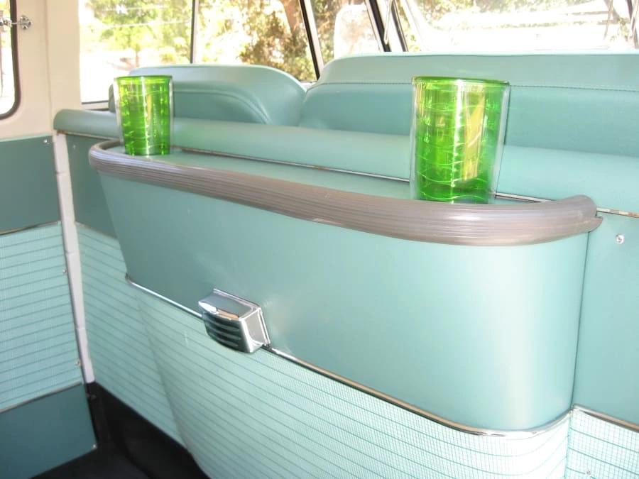 1965 Volkswagen Split-Window Bus - Image 6 of 10