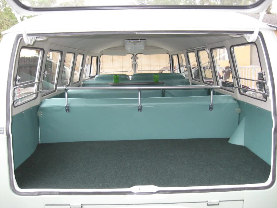 1965 Volkswagen Split-Window Bus - Image 7 of 10