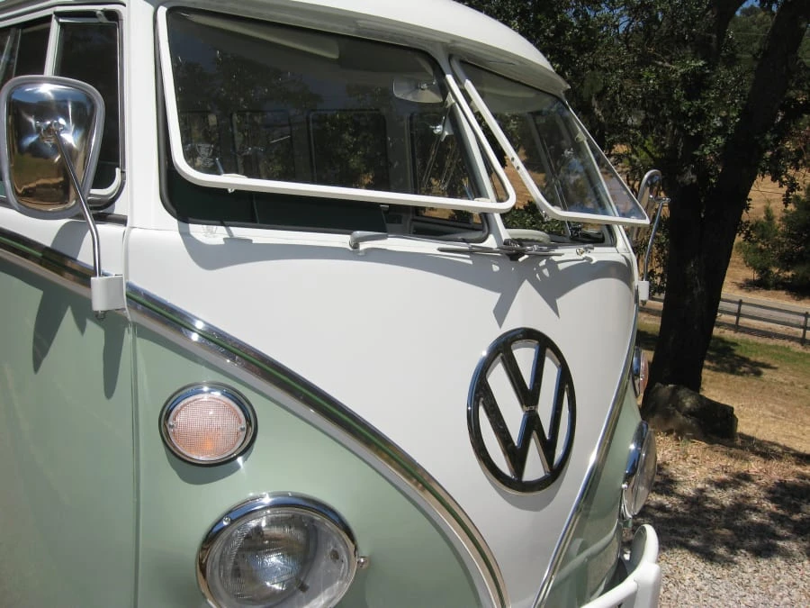 1965 Volkswagen Split-Window Bus - Image 10 of 10