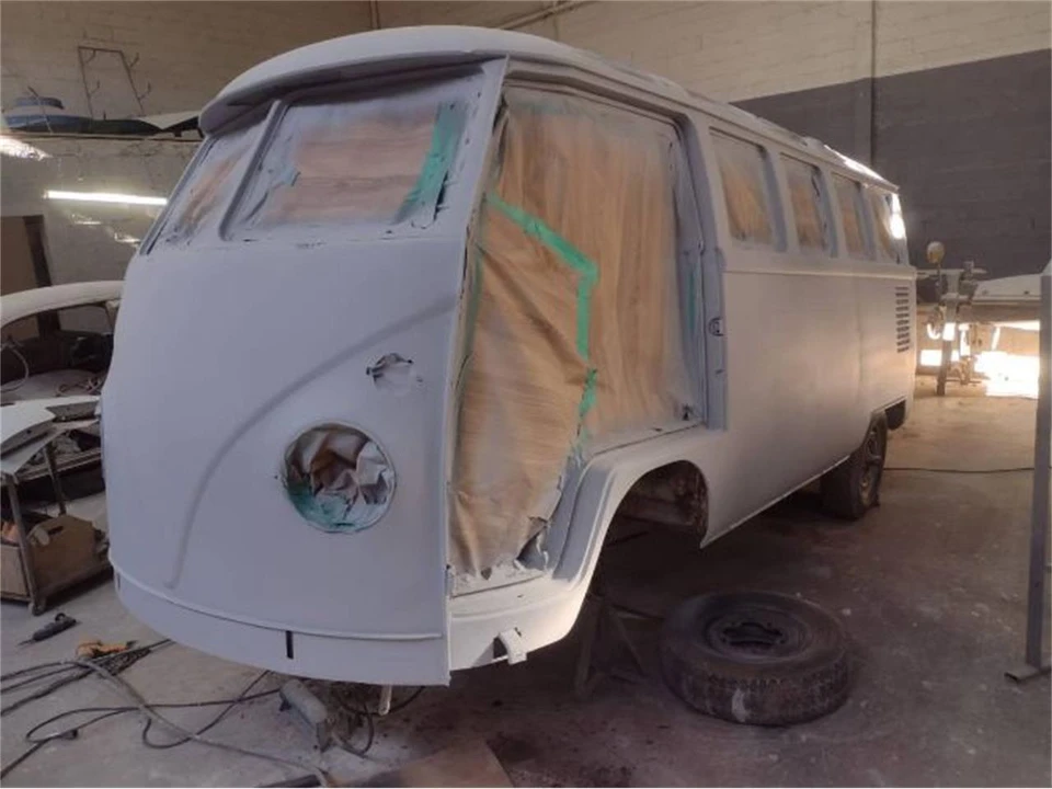 1965 Volkswagen Split-Window Bus - Image 7 of 21