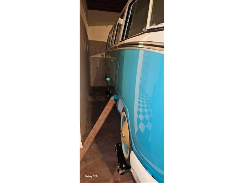 1965 Volkswagen Split-Window Bus - Image 19 of 21