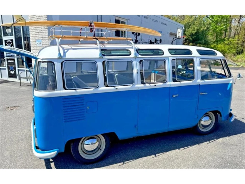 1965 Volkswagen Split-Window Bus - Image 5 of 16