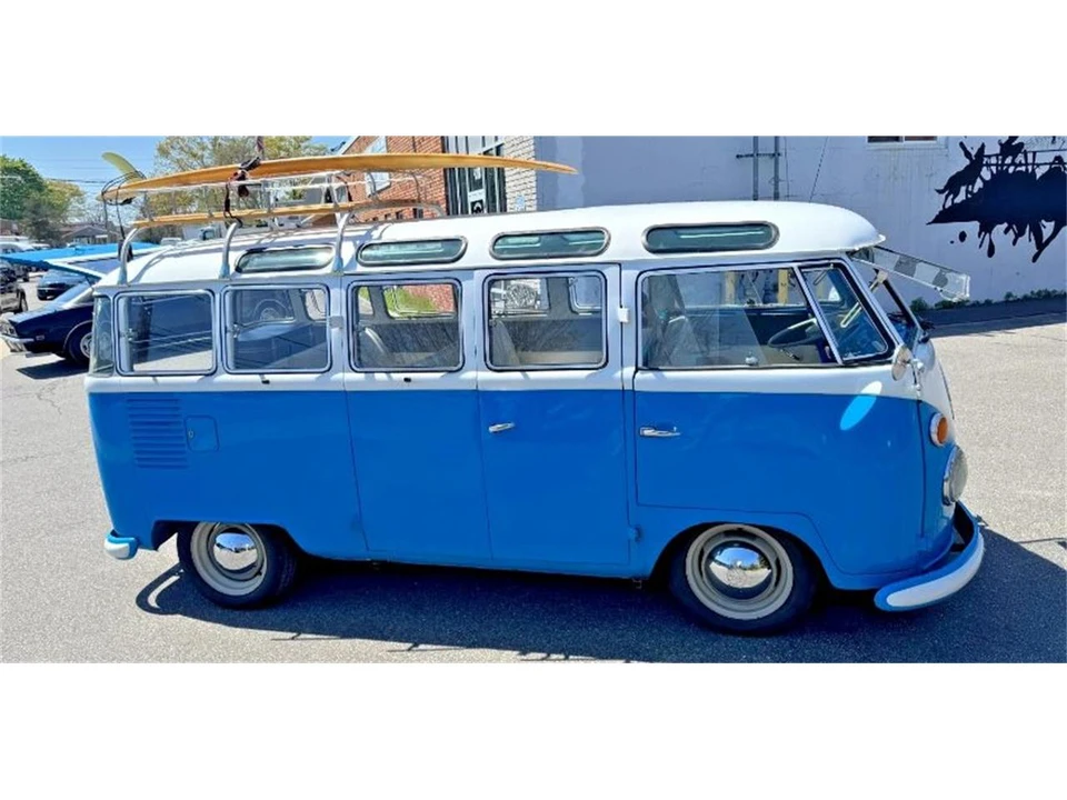 1965 Volkswagen Split-Window Bus - Image 6 of 16