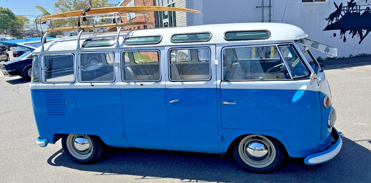 1965 Volkswagen Split-Window Bus - Image 6 of 17