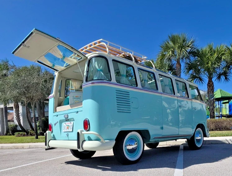 1965 Volkswagen Split-Window Bus - Image 12 of 21