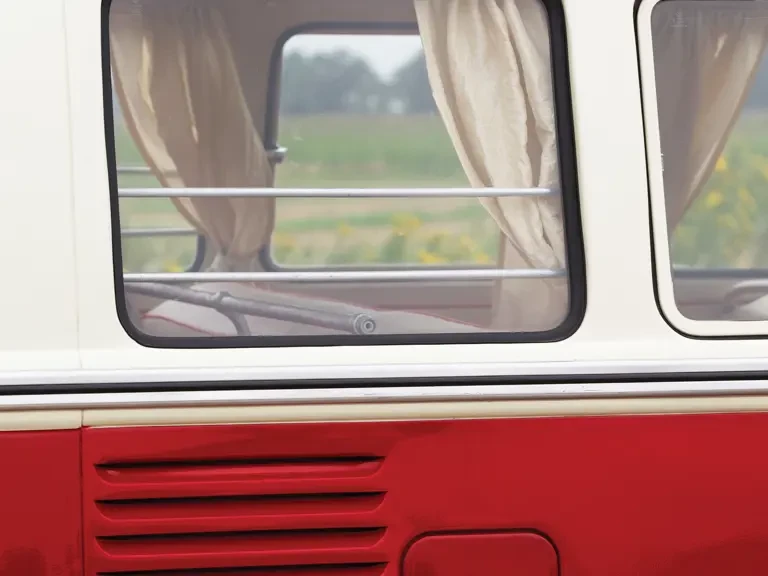 1965 Volkswagen Split-Window Bus - Image 20 of 23