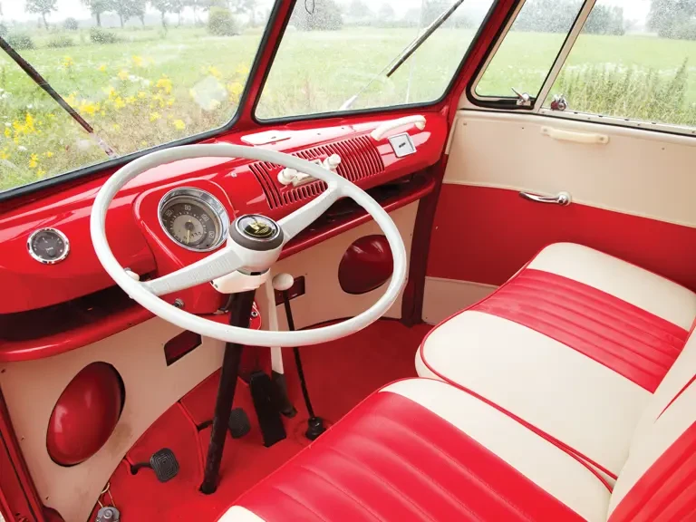 1965 Volkswagen Split-Window Bus - Image 5 of 23