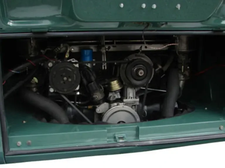 1965 Volkswagen Split-Window Bus - Image 5 of 7