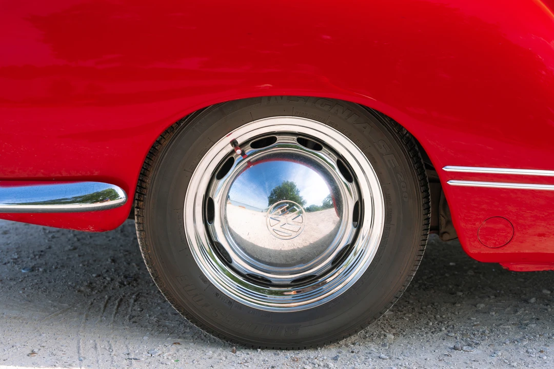 1965 Volkswagen Karmann Ghia Type 14 - Image 24 of 31