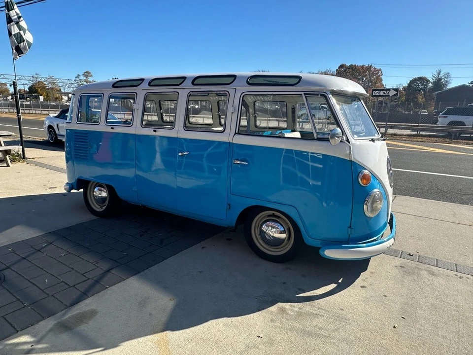 1965 Volkswagen Split-Window Bus - Image 12 of 21