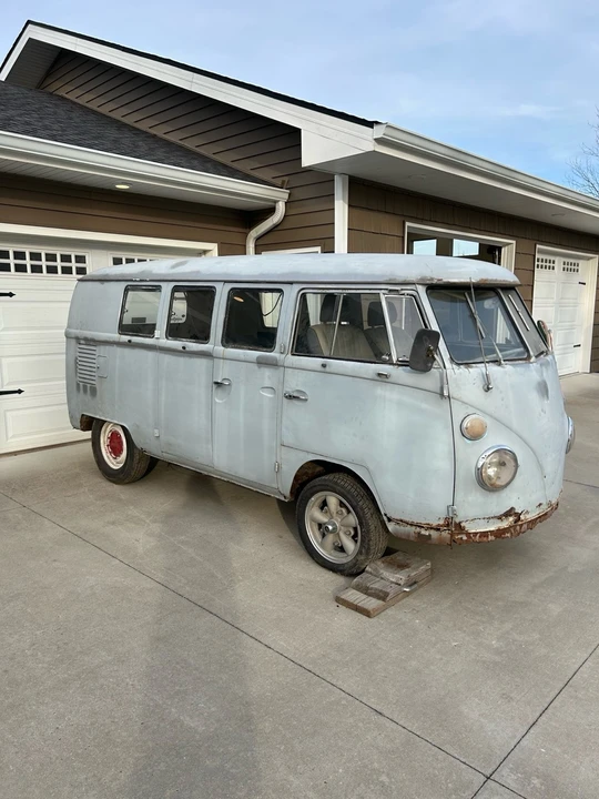1965 Volkswagen Split-Window Bus - Image 5 of 21