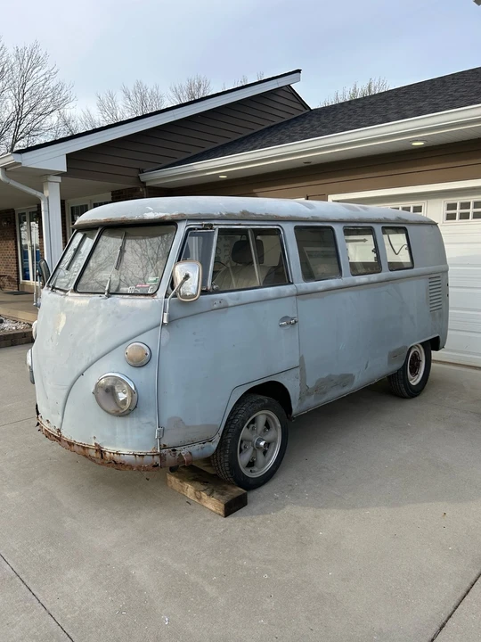 1965 Volkswagen Split-Window Bus - Image 4 of 21