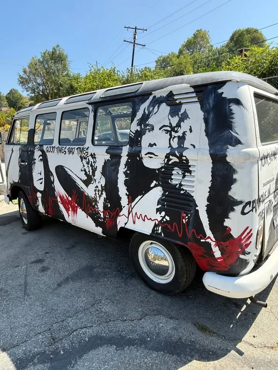 1965 Volkswagen Split-Window Bus - Image 4 of 7