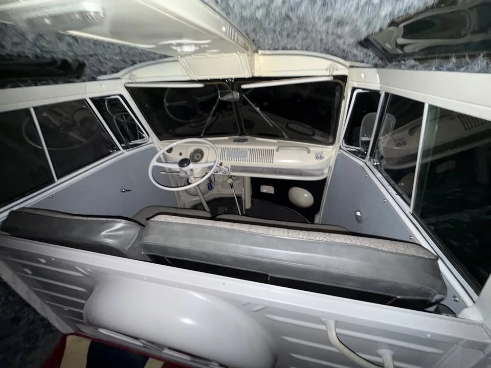 1965 Volkswagen Split-Window Bus - Image 5 of 7