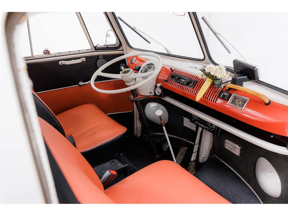 1965 Volkswagen Split-Window Bus - Image 18 of 28