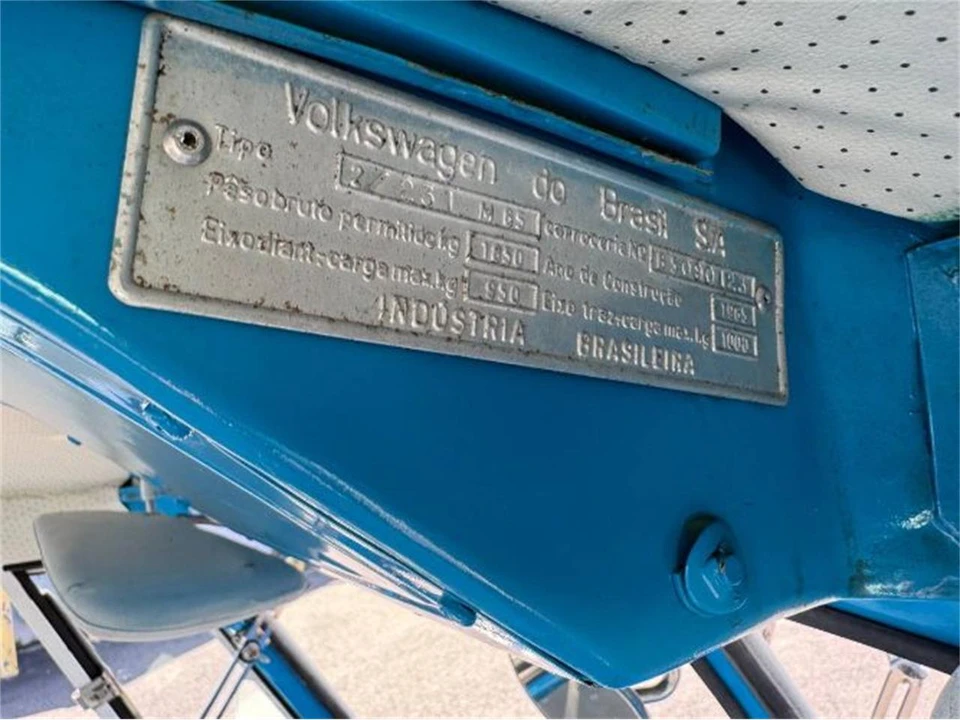 1965 Volkswagen Split-Window Bus - Image 20 of 30