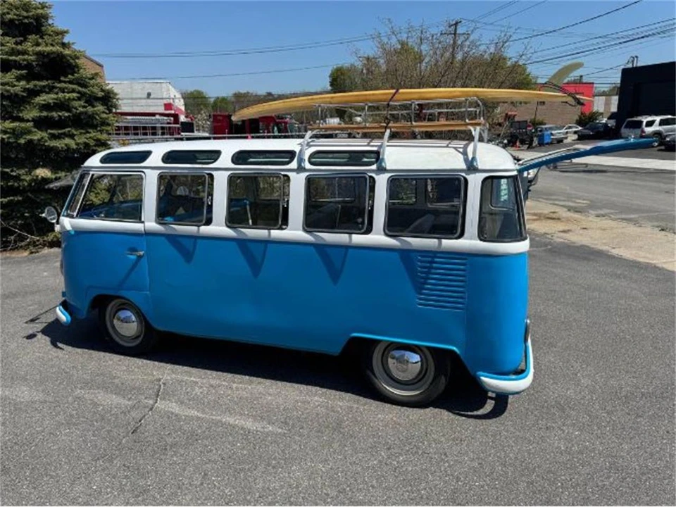 1965 Volkswagen Split-Window Bus - Image 4 of 30