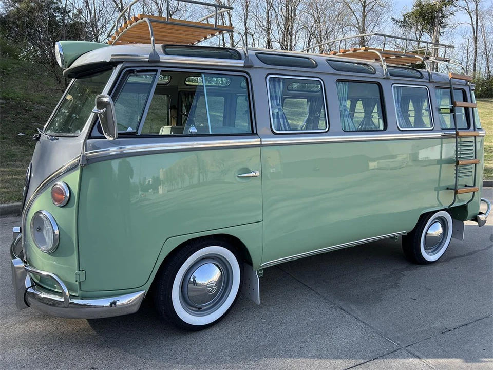 1965 Volkswagen Split-Window Bus - Image 3 of 4