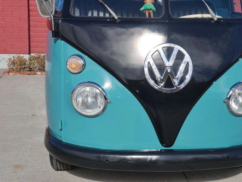 1965 Volkswagen Split-Window Pickup - Image 5 of 12