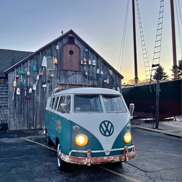 1965 Volkswagen Split Window Bus