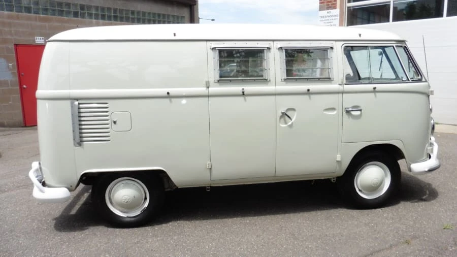 1965 Volkswagen Split-Window Camper - Image 2 of 12