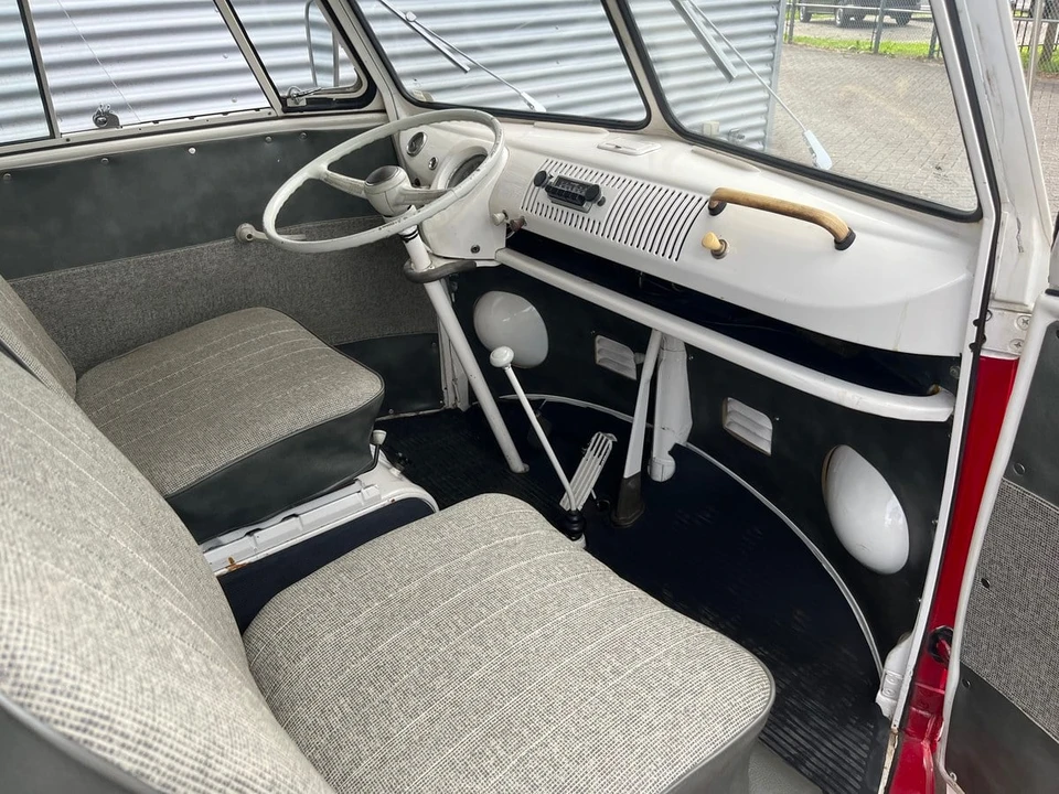 1965 Volkswagen Split-Window Bus - Image 11 of 30