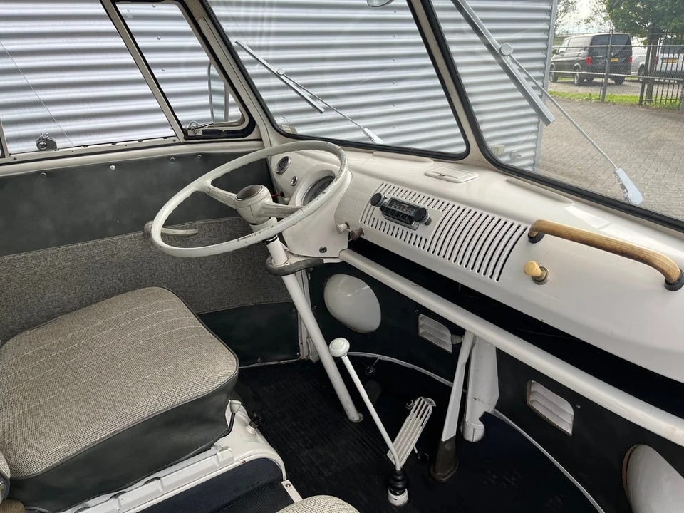 1965 Volkswagen Split-Window Bus - Image 14 of 30
