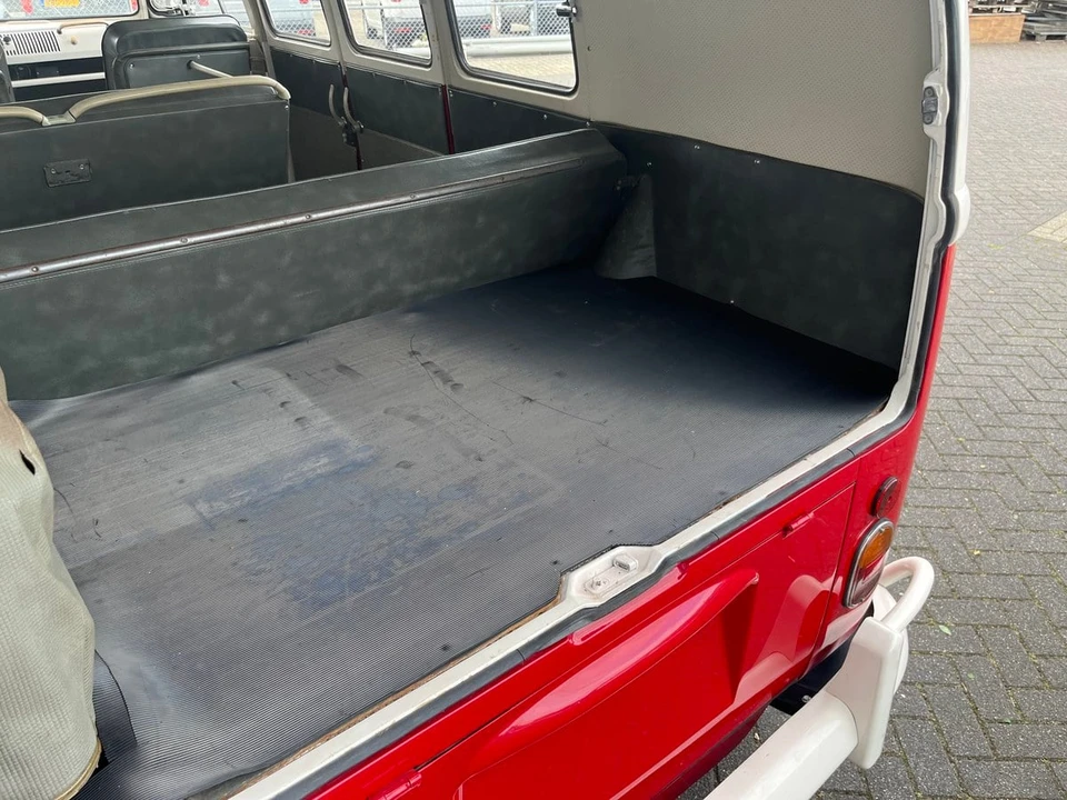 1965 Volkswagen Split-Window Bus - Image 30 of 30