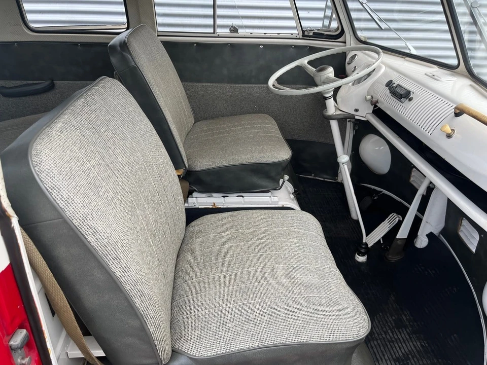 1965 Volkswagen Split-Window Bus - Image 17 of 30