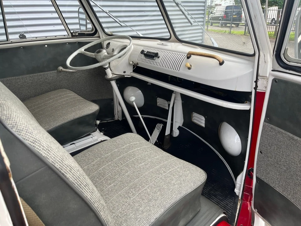 1965 Volkswagen Split-Window Bus - Image 10 of 30
