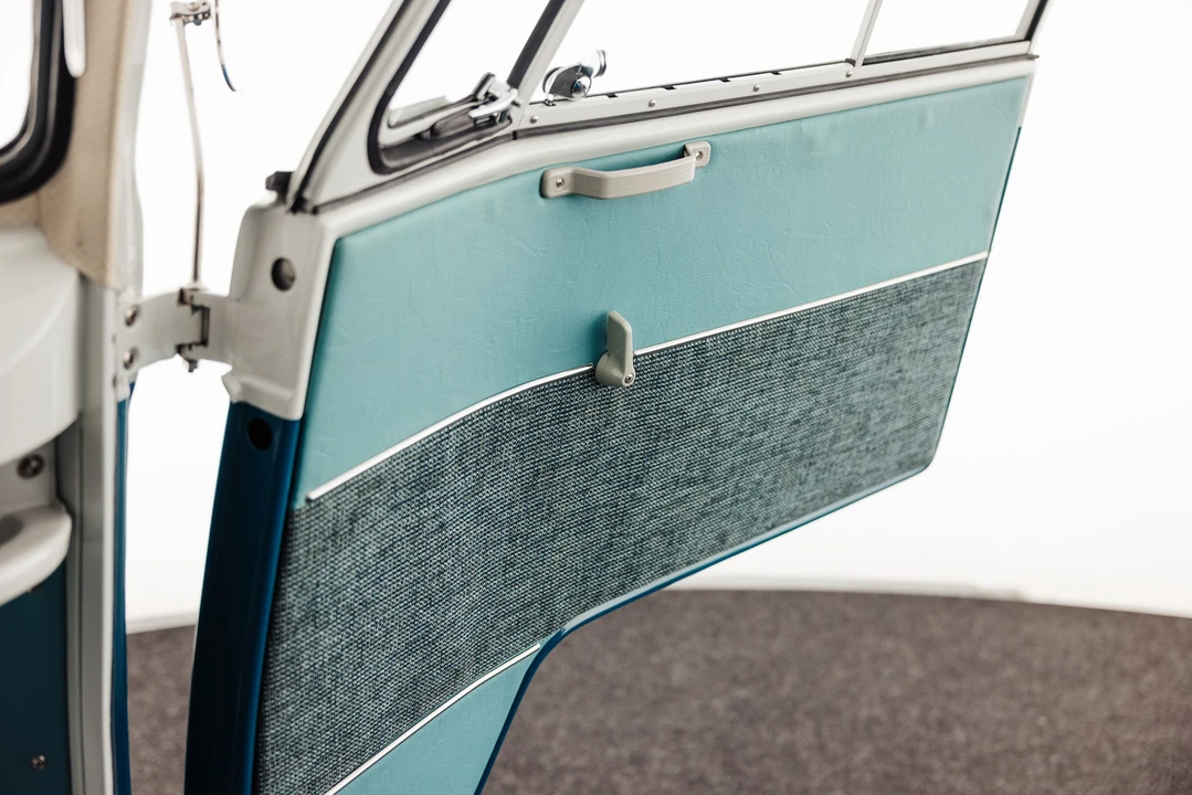 1965 Volkswagen Split-Window Bus - Image 14 of 31