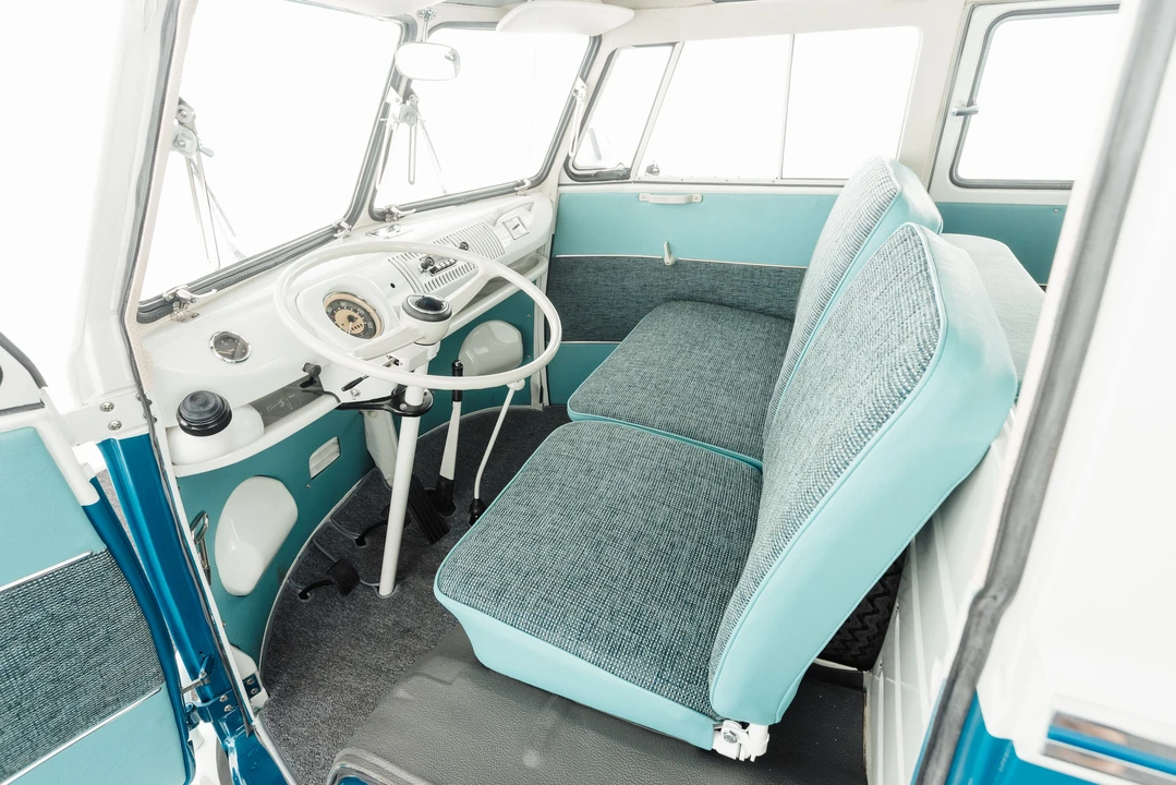 1965 Volkswagen Split-Window Bus - Image 29 of 31