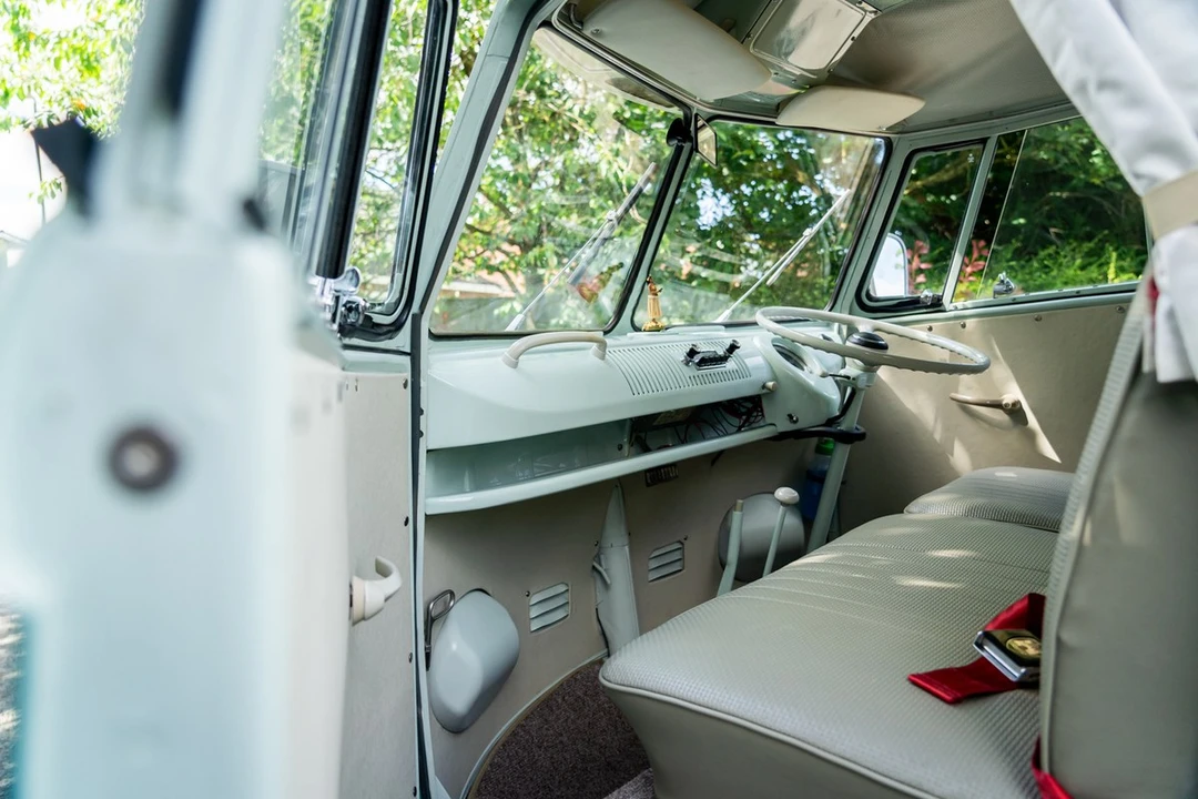 1965 Volkswagen Split-Window Camper - Image 23 of 30