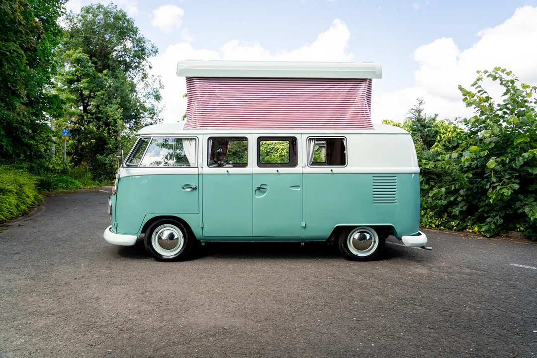 1965 Volkswagen Split-Window Camper - Image 5 of 30