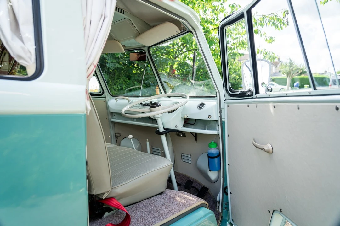 1965 Volkswagen Split-Window Camper - Image 16 of 30