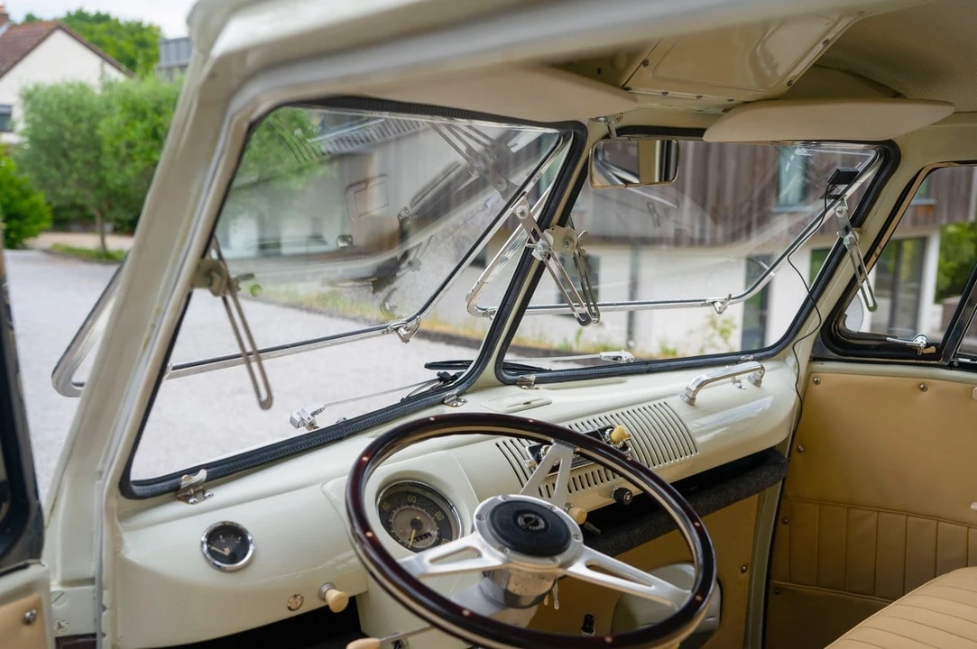 1965 Volkswagen Type 2 - Image 18 of 30