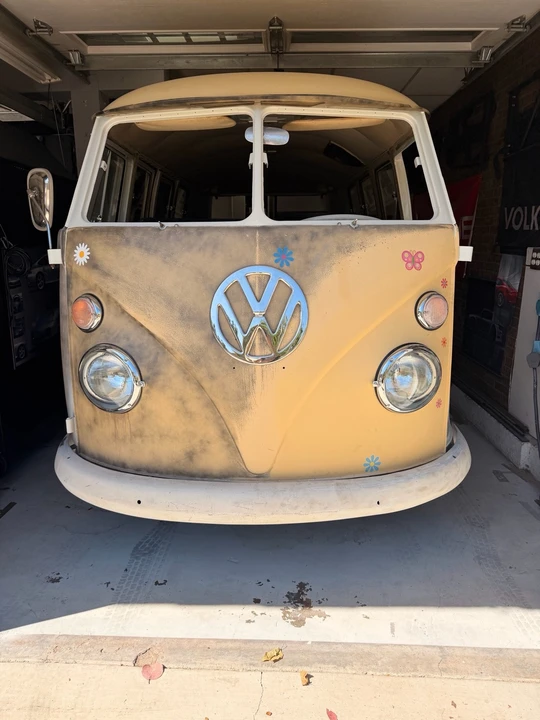 1965 Volkswagen Split-Window Bus - Image 3 of 21