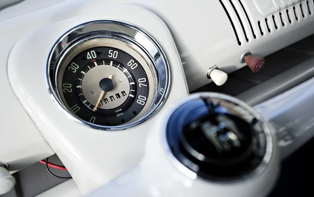 1965 Volkswagen Split-Window Bus - Image 9 of 17