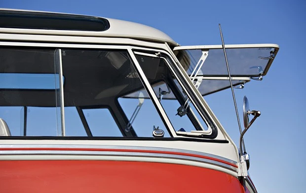 1965 Volkswagen Split-Window Bus - Image 13 of 17