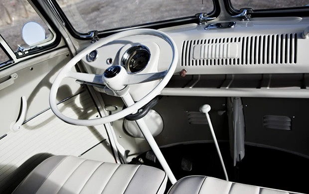 1965 Volkswagen Split-Window Bus - Image 8 of 17