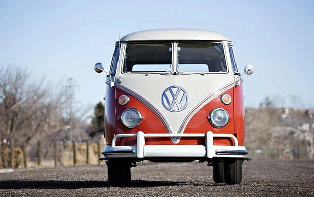 1965 Volkswagen Split-Window Bus - Image 2 of 17