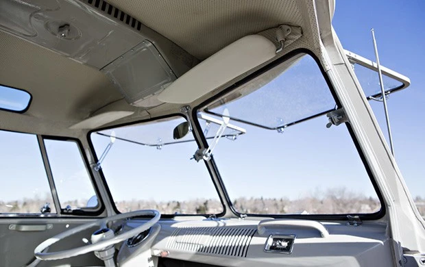 1965 Volkswagen Split-Window Bus - Image 11 of 17