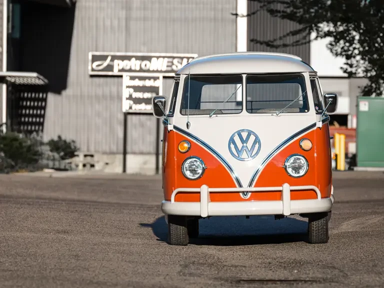 1965 Volkswagen Split-Window Bus - Image 9 of 31
