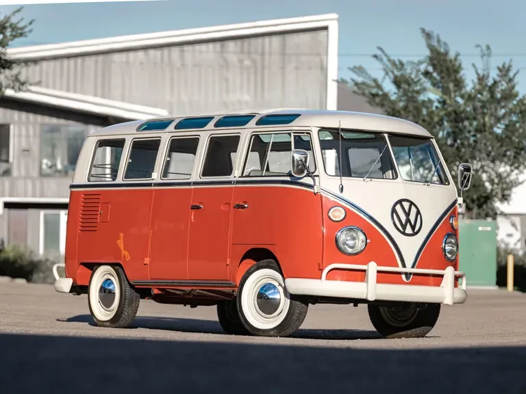1965 Volkswagen Split-Window Bus - Image 2 of 31