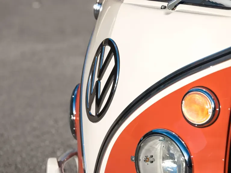 1965 Volkswagen Split-Window Bus - Image 12 of 31