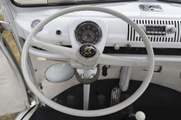 1965 Volkswagen Split-Window Bus - Image 6 of 8