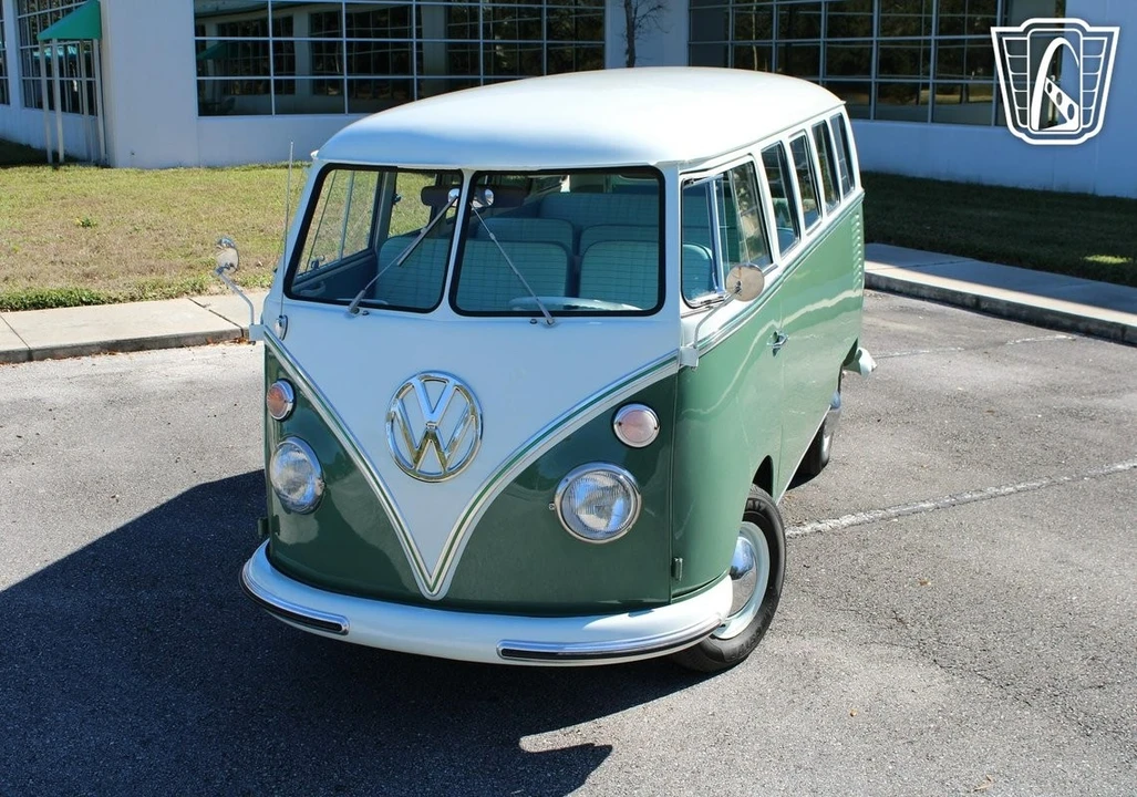 1965 Volkswagen Split-Window Bus - Image 12 of 12